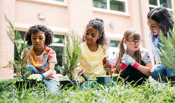 Free Back to Girl Scouts Patch